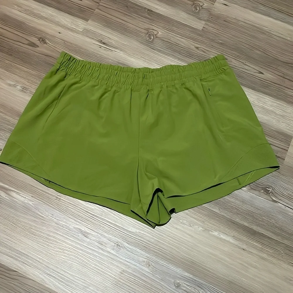 Calia Run Collection midrise Infinity Short 3” Relaxed Army green Size XL NWT - Picture 2 of 14